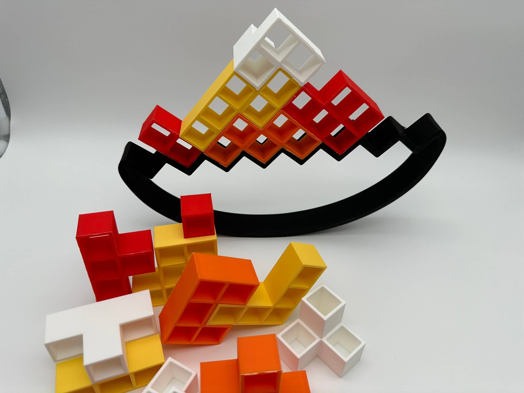 Lux Layers - Wholesale Stacking Game - Balance Tetris Game1