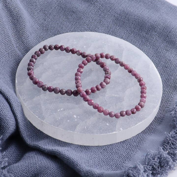 Ein facettiertes Rubinarmband für den Großhandel von Mi Esperanza Minerals