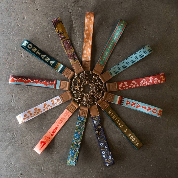 The Montana Scene - Wholesale Keychain - Unisex - Wristlet Keychains