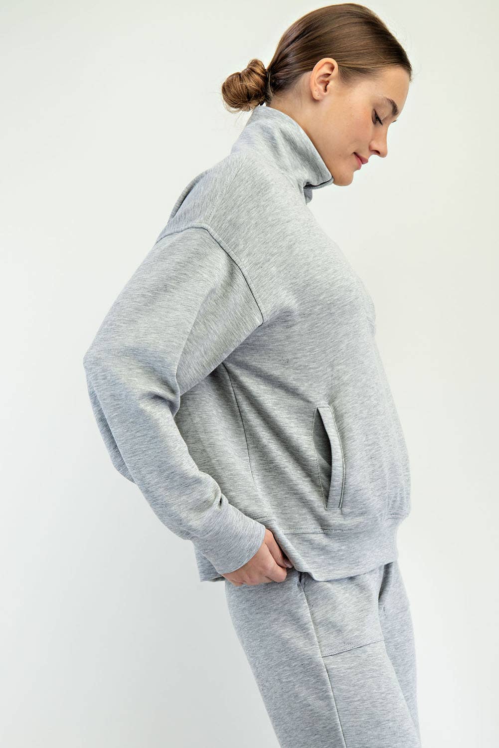 Rae Mode - Vendita all'ingrosso Felpa - Donna - PULLOVER CON COLLO A IMBUTO E ZIP A QUARTO IN MODAL SCUBA47