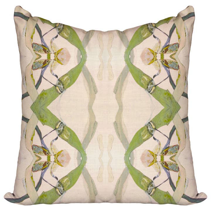 Cuscino Verde Falena per la vendita all'ingrosso da parte di Windy O'Connor Art & Home