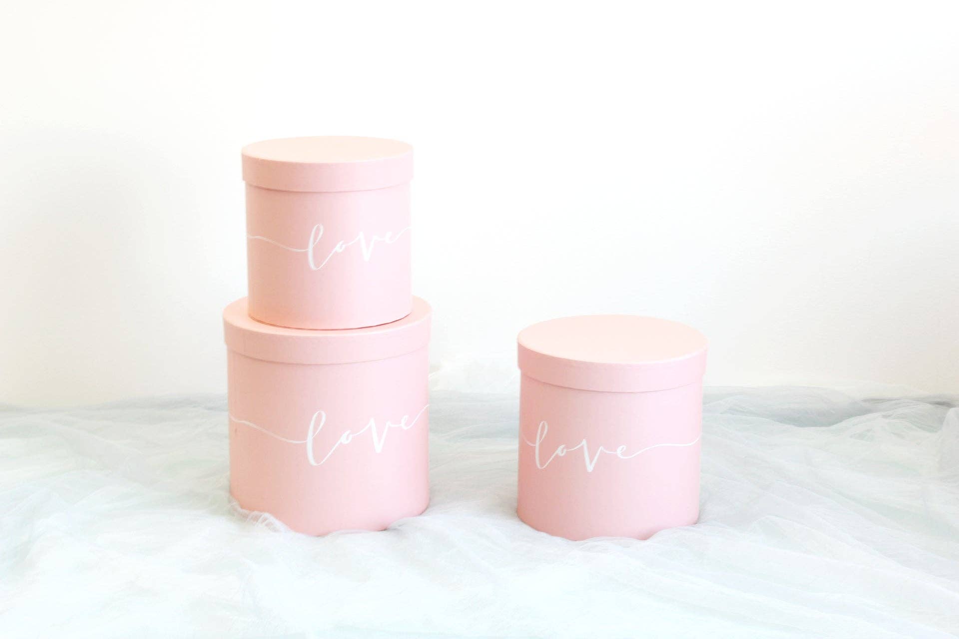 Elegant Design Supply - Vendita all'ingrosso Confezioni regalo - Scatola rotonda per fiori a forma di cappello con motivo Love4