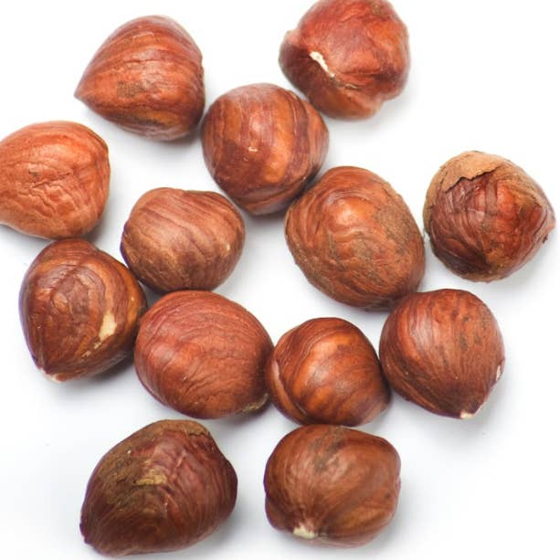 Happy Hours en Biovallée - Vente Noix - Noisette Crue Bio Vrac Italie - carton de 10kg