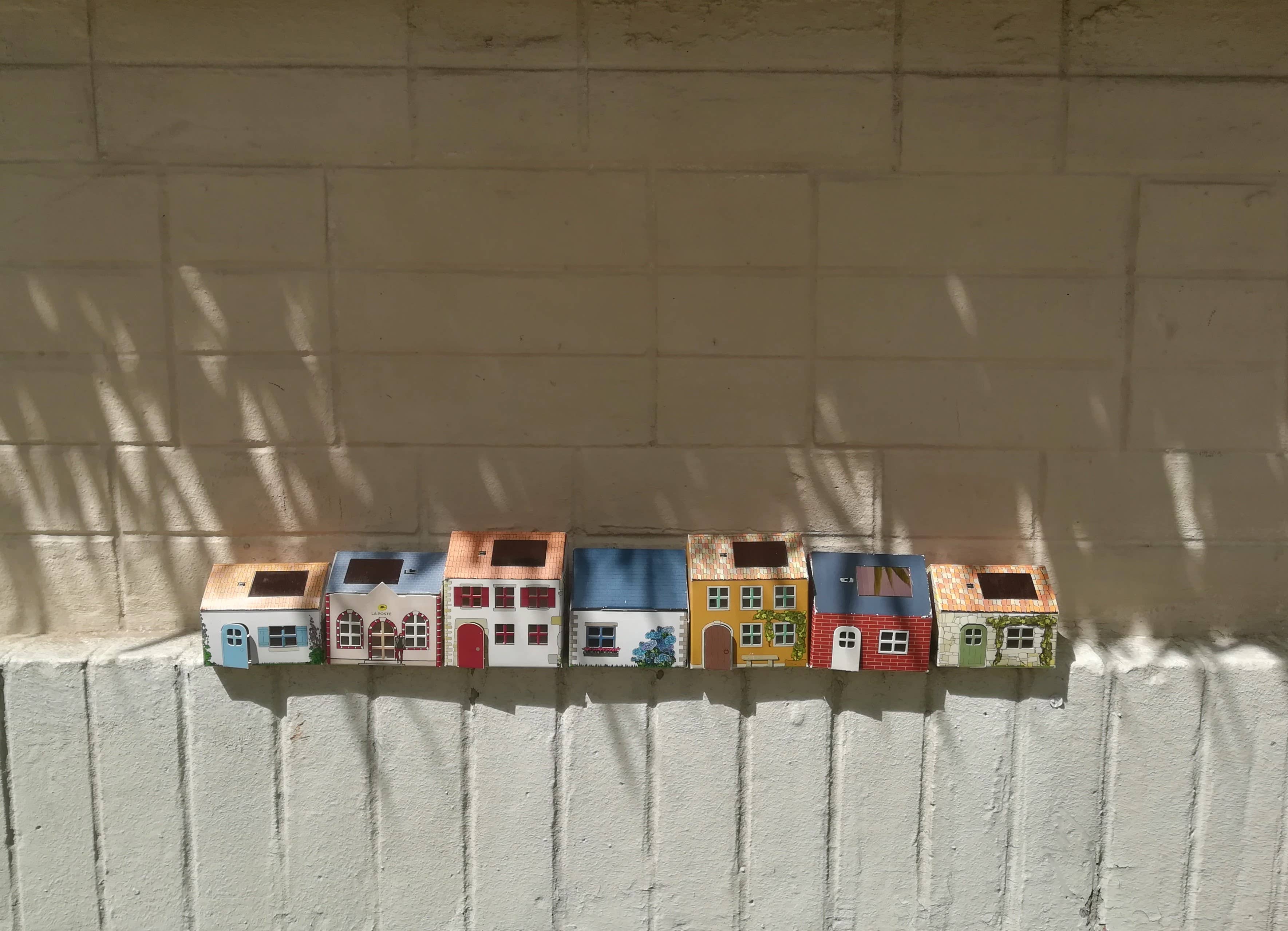 Litogami - Wholesale Night Light - Maisons de France Casagami Solar Night Lights Pack1