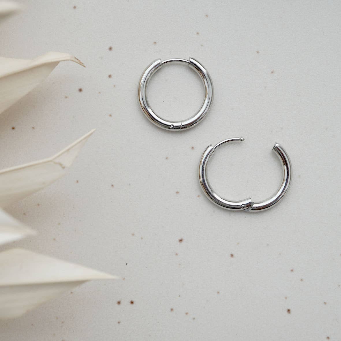 Fräulein Tapir - Wholesale Hoop Earrings - LEA Hoops6