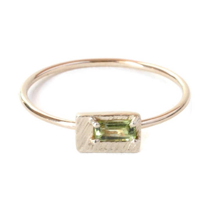 Großhandel Peridot-Relikt-Ring -R947YG für den Großhandel von Linn.