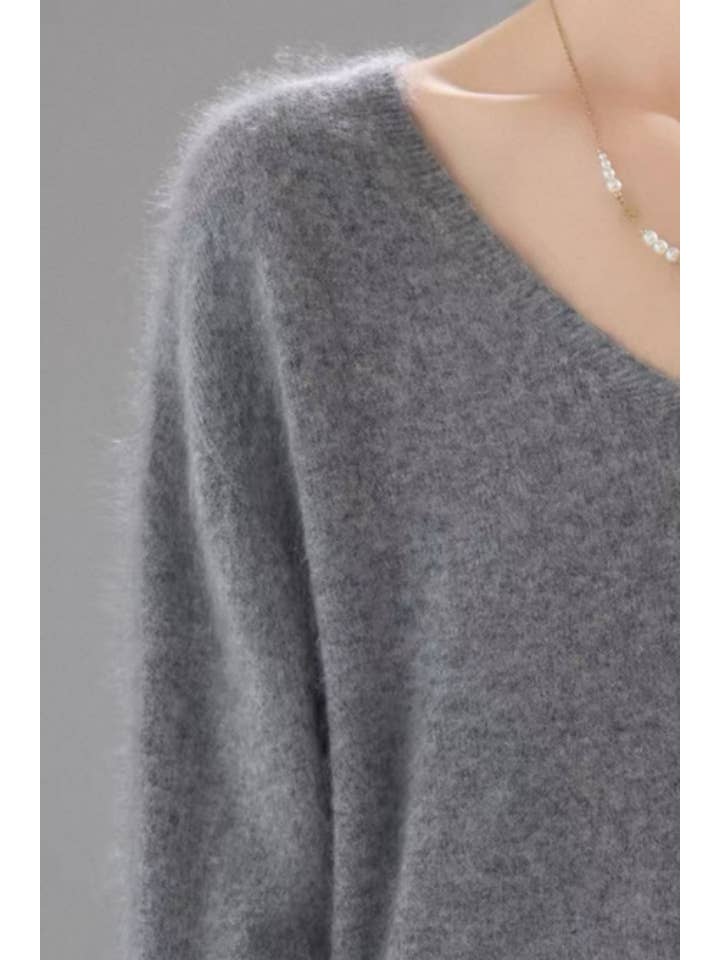 jw.atelier - Wholesale Knit Sweater - Women's - Brushed cashmere wool V-neck sweater2