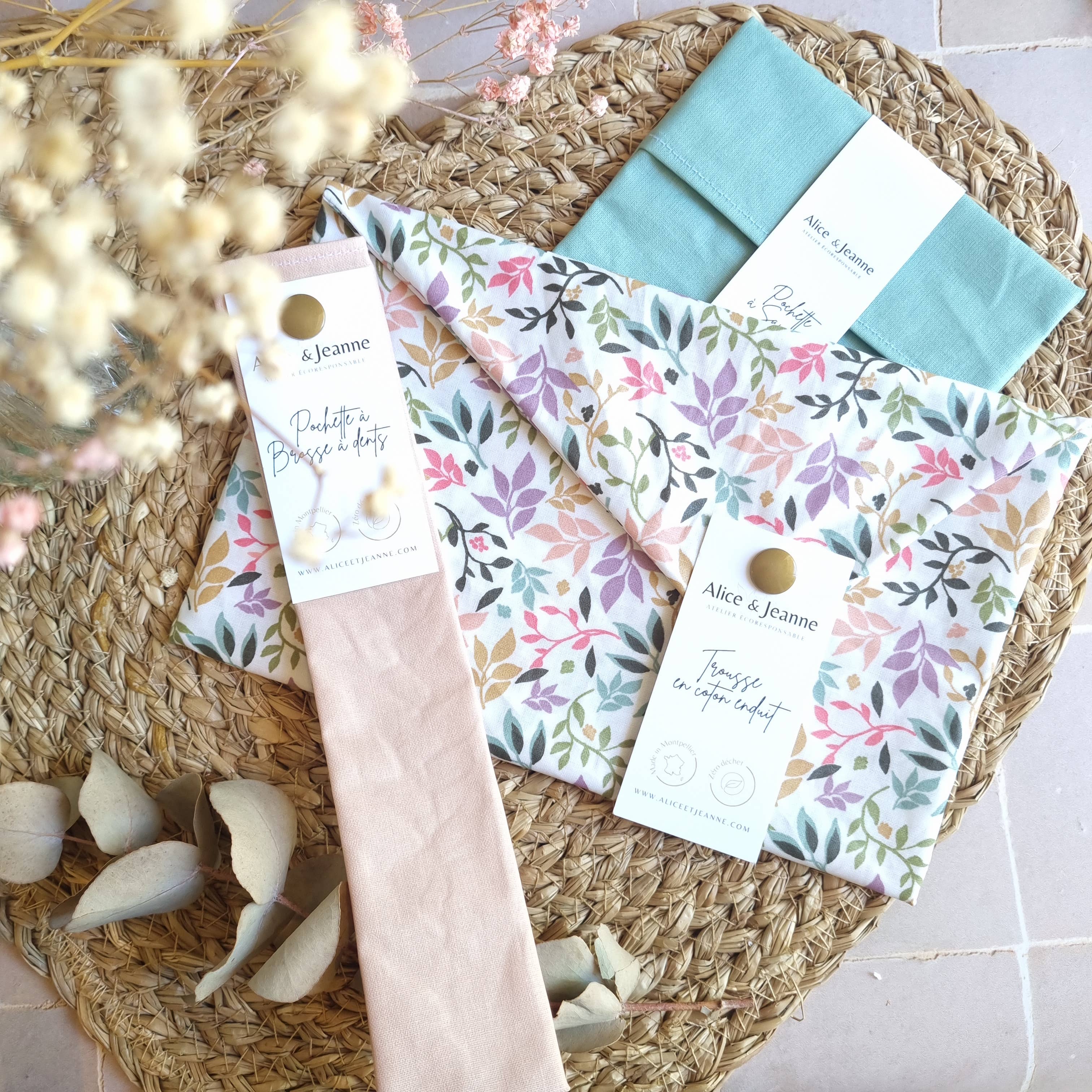 Alice et Jeanne - Wholesale Makeup/Cosmetic Bag - Juliette coated cotton makeup bag3