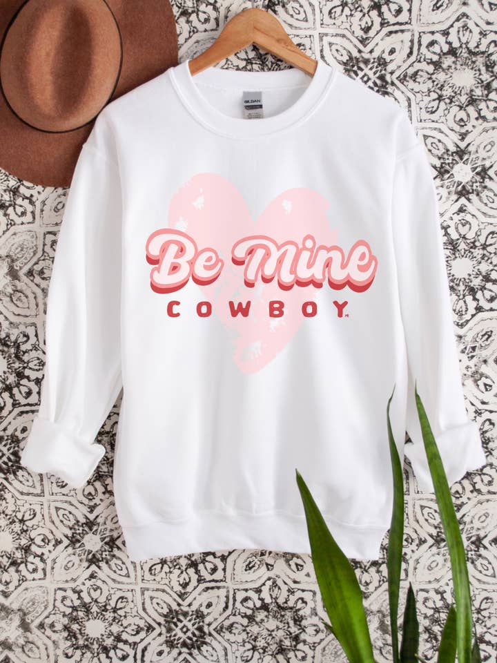Camiseta de cuello redondo Me Mine Cowboy White para venta al por mayor de Magnolia Ranch Originals