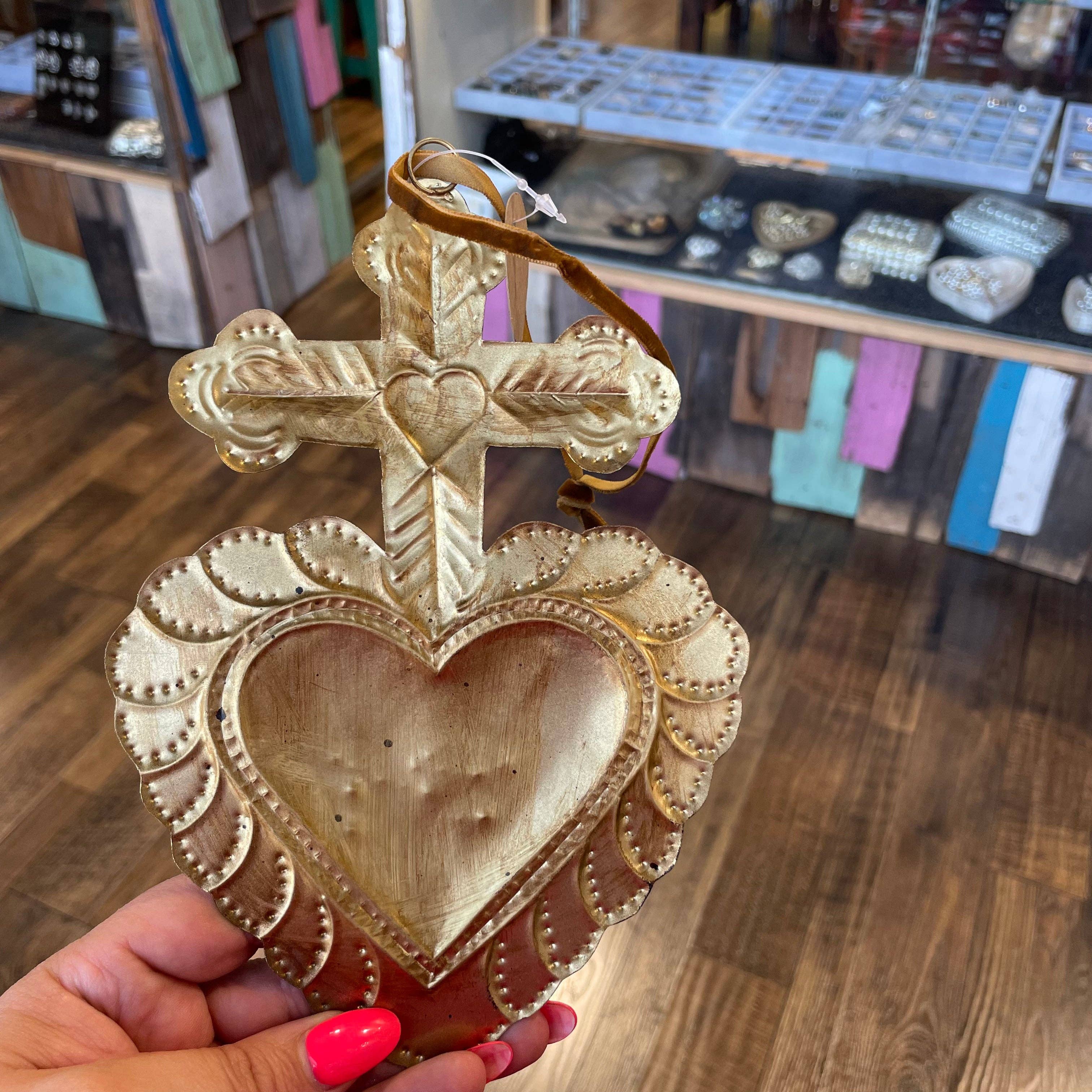 Love and Honor Jesus LLC - Wholesale Ornament - Cross on Heart Tin Ornament3