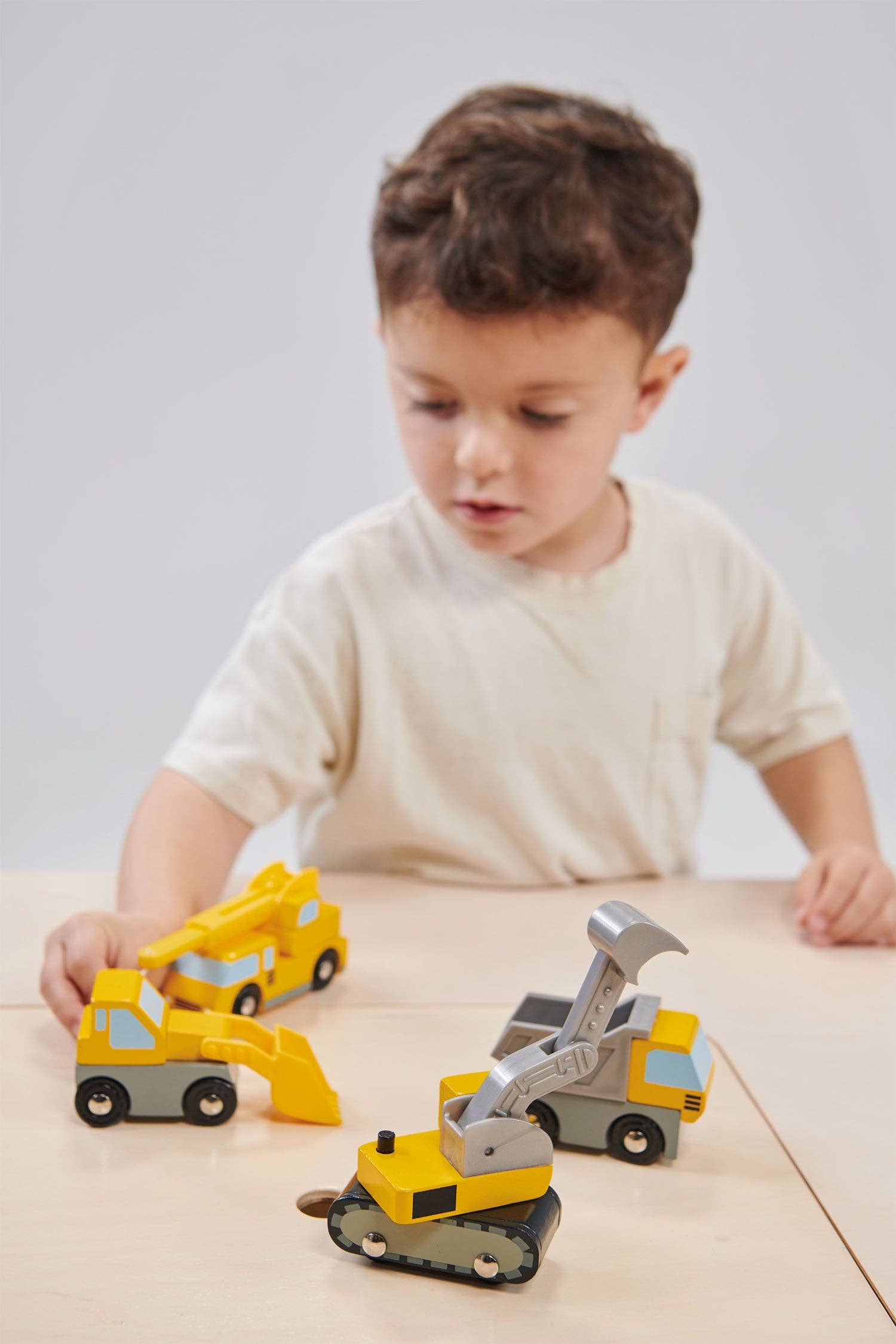 Mentari Toys - Wholesale Toy Car/Truck - Kids - 4-Piece Kids' Construction Vehicle Toy Set4
