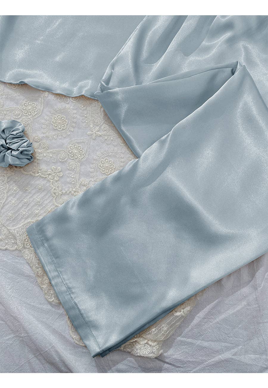 Anna Kaci Wholesale – Großhandel Schlafanzug-Set – Damen – Tanktop und Pyjamahose aus Satin mit Kapuze2