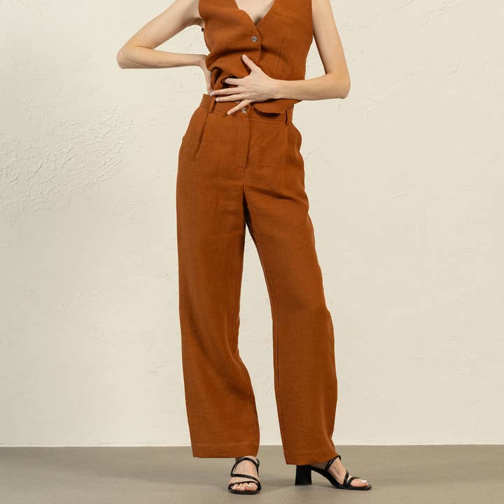 Linnedbukser Lotus med vidde og høj fald - brune bredbenede bukser for engroshandel hos menique
