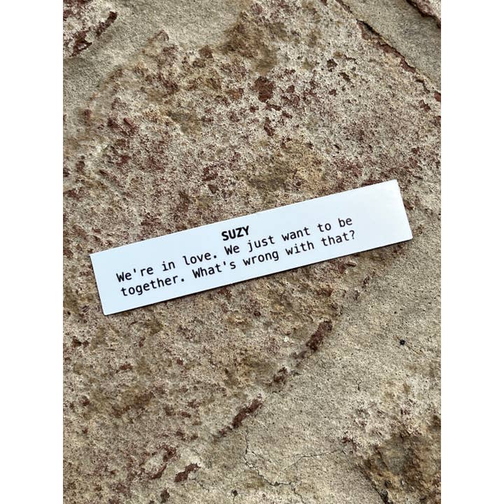 Pegatina recortada con brillo/mate de Suzy de Moonrise Kingdom para venta al por mayor de Literary by Ava