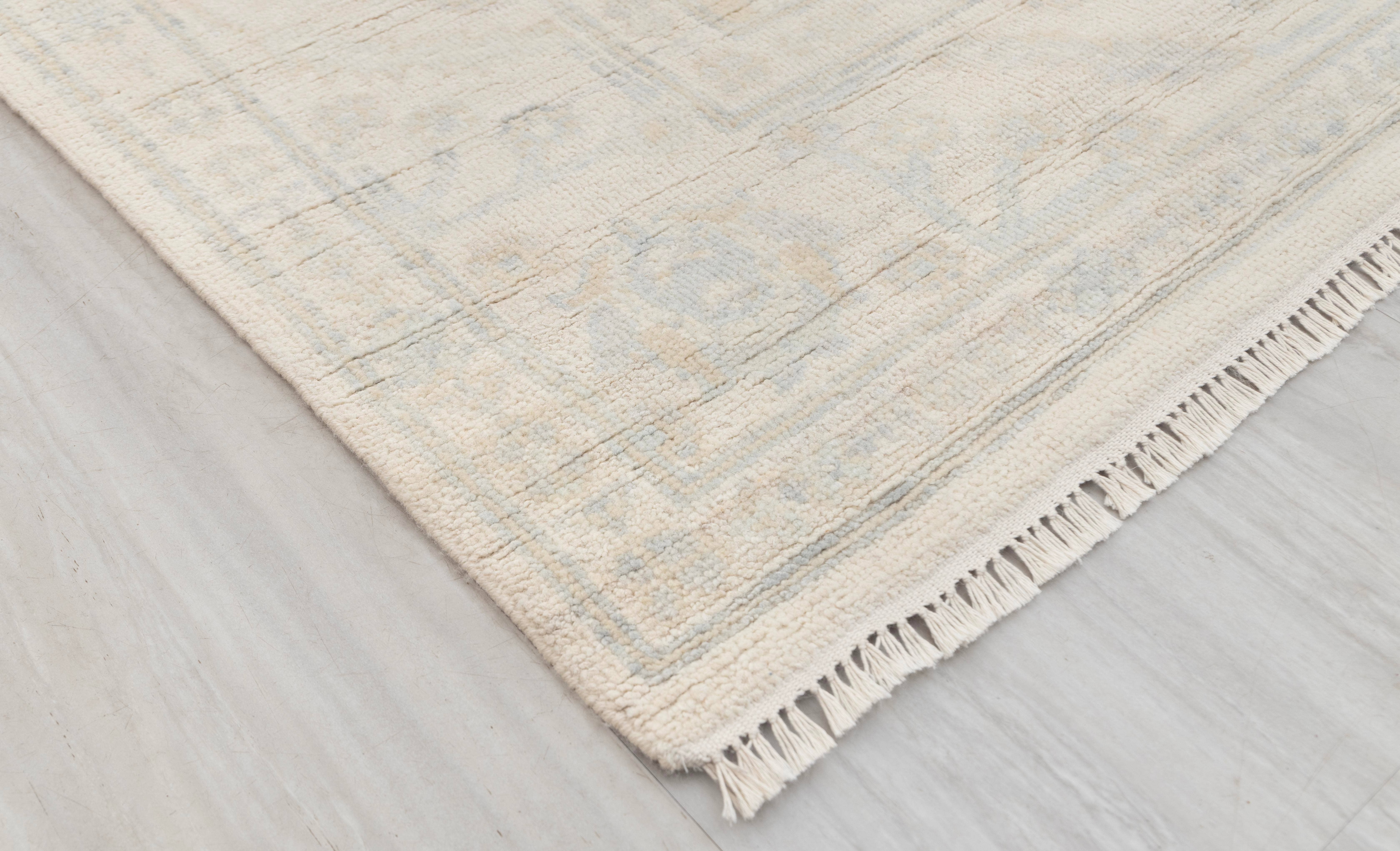 Aesthetic Homes LLC - Wholesale Area Rug - Ivory Cream Oushak Rug | Neutral Wool Hand-Knotted J-16595