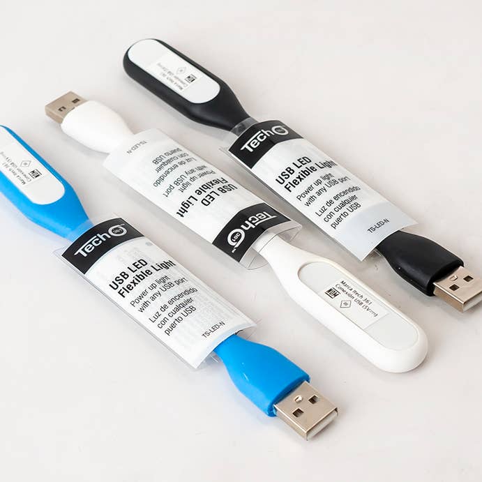 LUZ USB PARA ORDENADOR Y ADAPTADOR DE ENCHUFE USB - CAJA DE 24 para venta al por mayor de iTech361