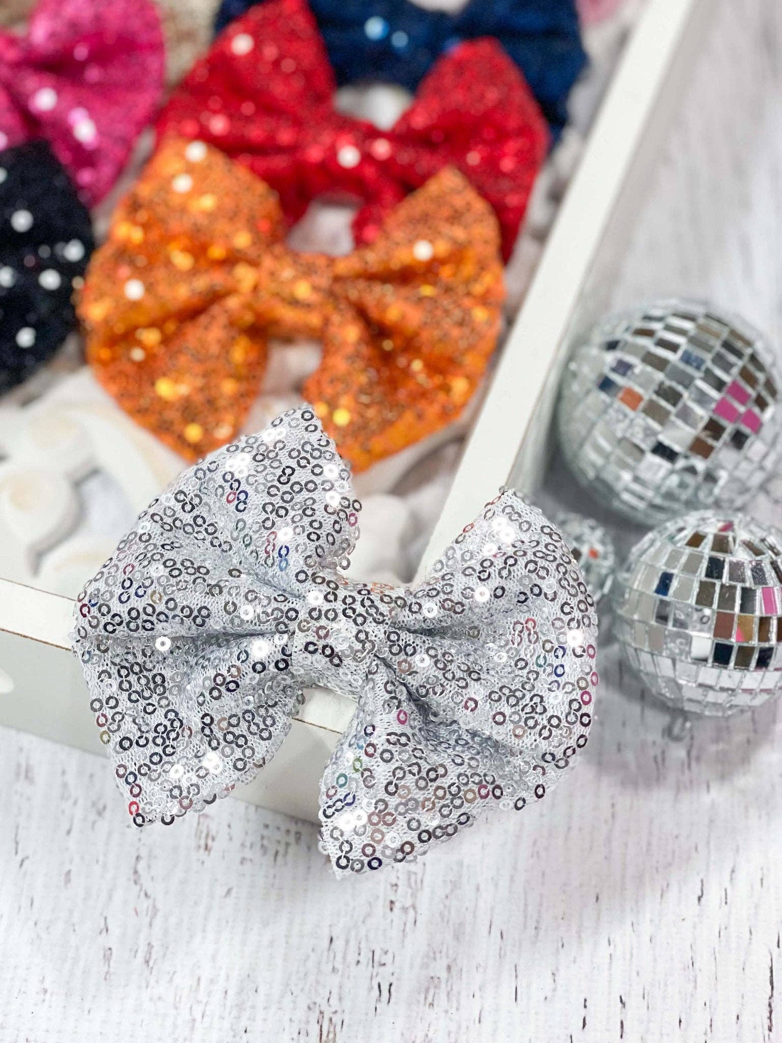 The Hair Bow Company - Wholesale Hair Bow - Kids - Sequin Hair Bow - Alligator Clip - 4"8
