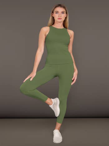 Bio Organic Vegan Yoga Leggings - Sporty Chimp legging, workout gear & more