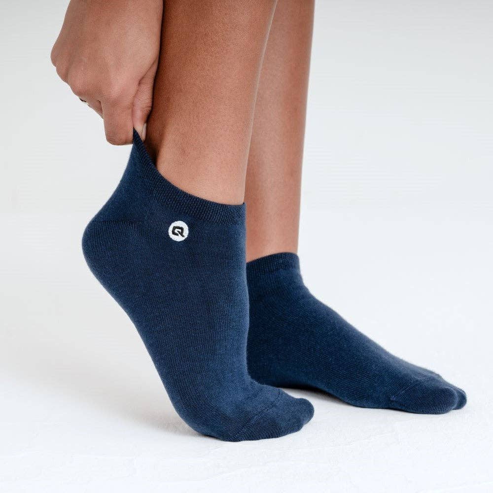 QOLONIA - Vendita all'ingrosso Calzini - Unisex - Calzini sneaker sottili unisex 6 paia1