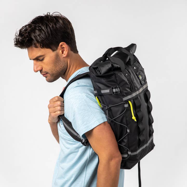 BILLYBELT - Wholesale Backpack - Unisex - Roll-top waterproof backpack - Black2