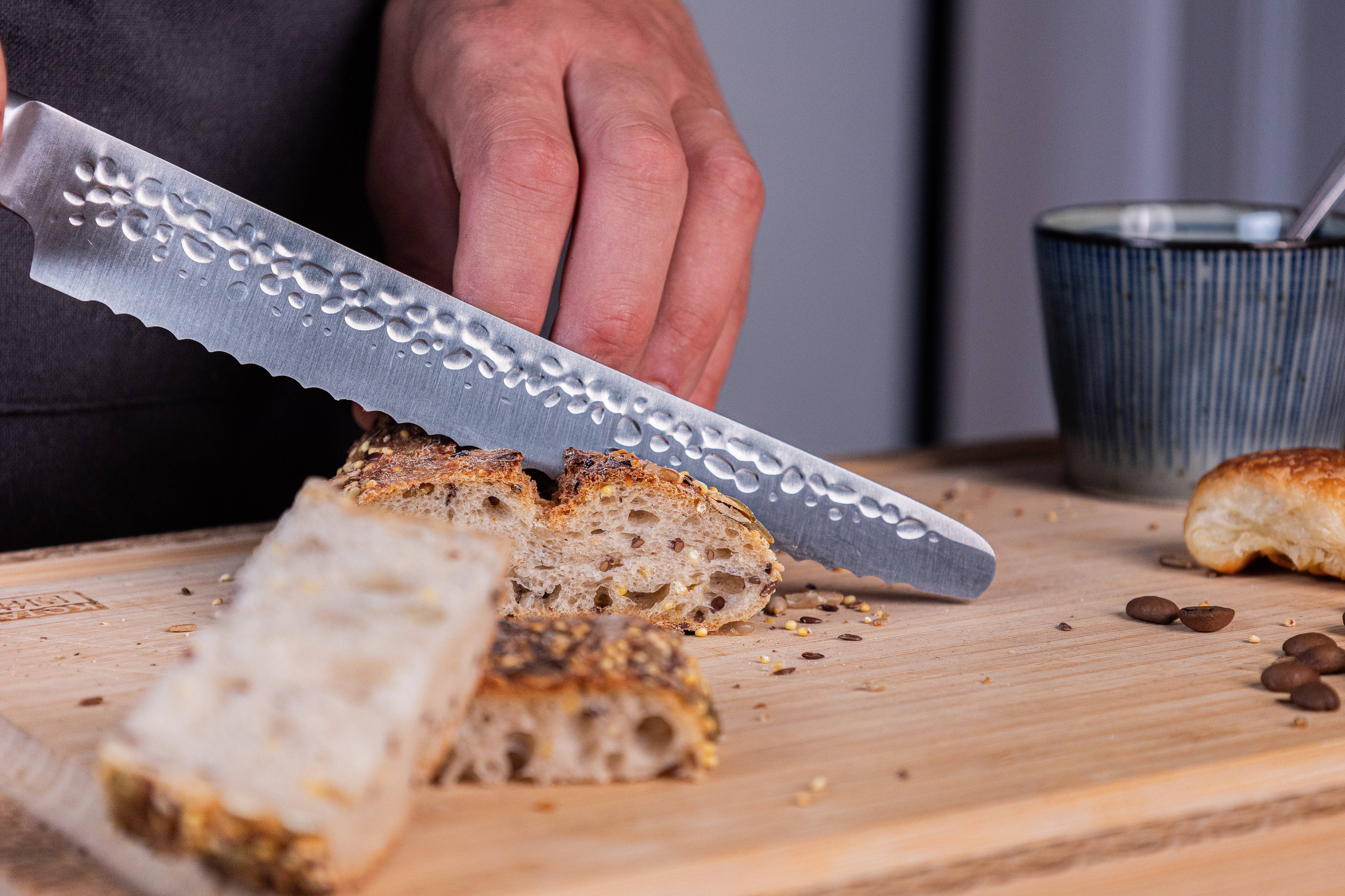 KOTAI - Venta al por mayor Cuchillo/cúter de cocina - Cuchillo de cocina KOTAI con hoja dentada para pan y pastelería + caja de regalo8