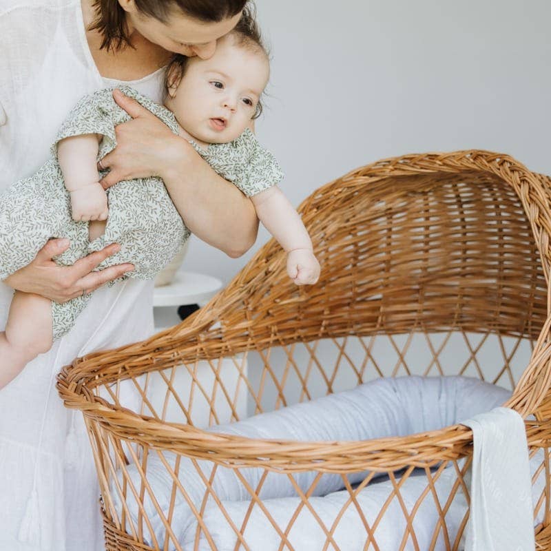 MuuMee - Wholesale Bassinet - Baby - Breathable Wicker Moses Basket With A Roof5