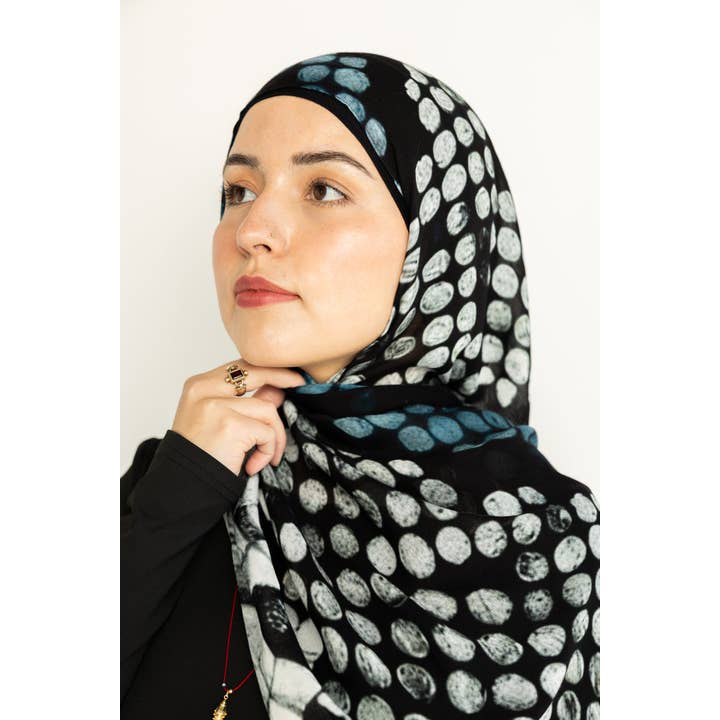 Bella Hijabs - Wholesale Hijab - Women's - Modal Hijab - Midnight Serpent2