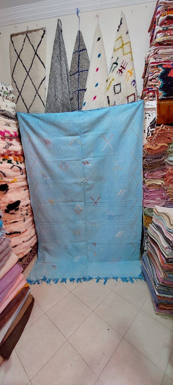 Maroccarpets Poufs and pillows wholesale +31648976894 – wholesale Area rug – New HANDMADE MOROCCAN Cactus Silk Rug6