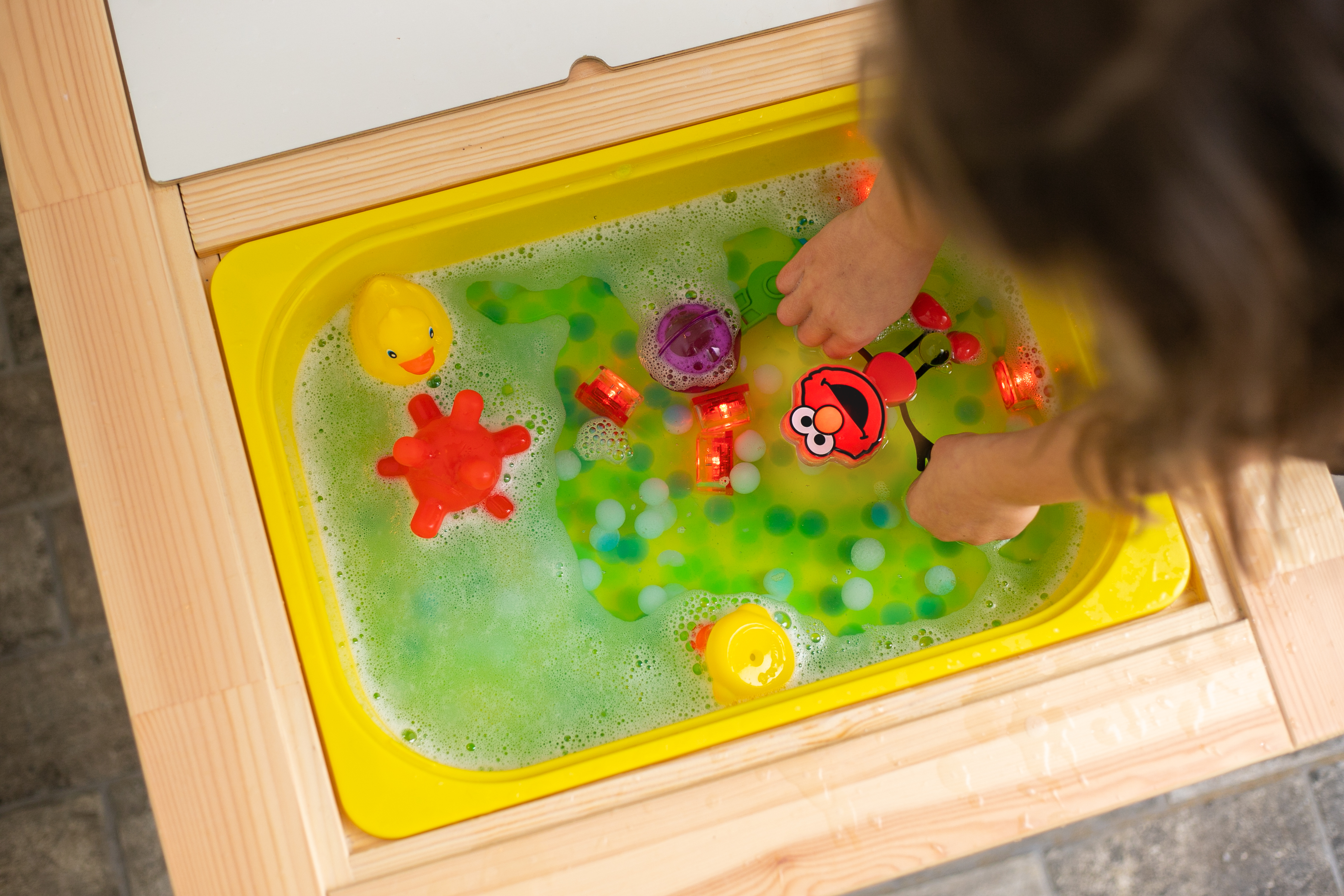 Glo Pals - Wholesale Light-Up Toy - Kids & Baby - Elmo - Sesame Street Character3