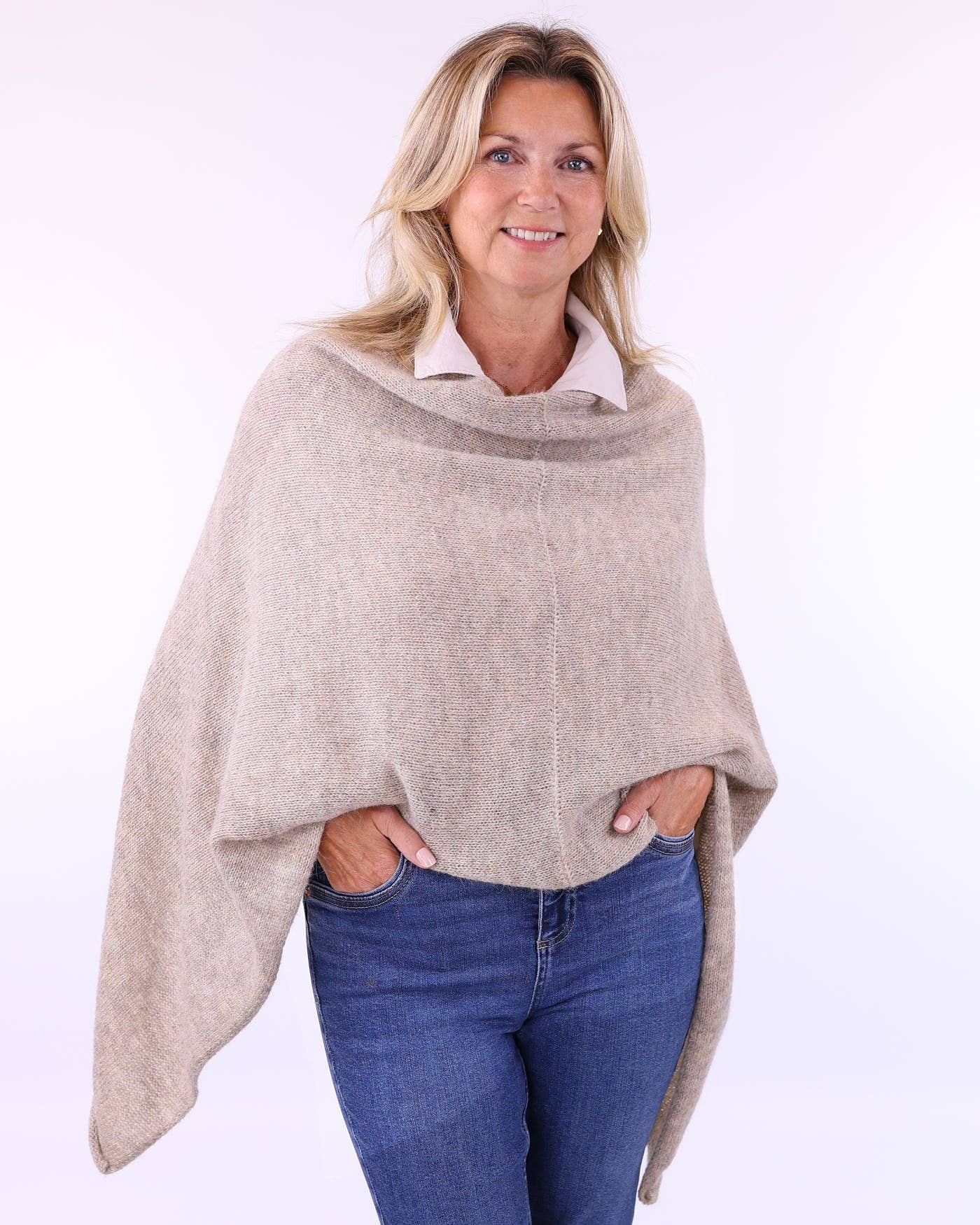 Cadenza Italy Ltd - Wholesale Poncho - Women's - Alpaca Blend Poncho6