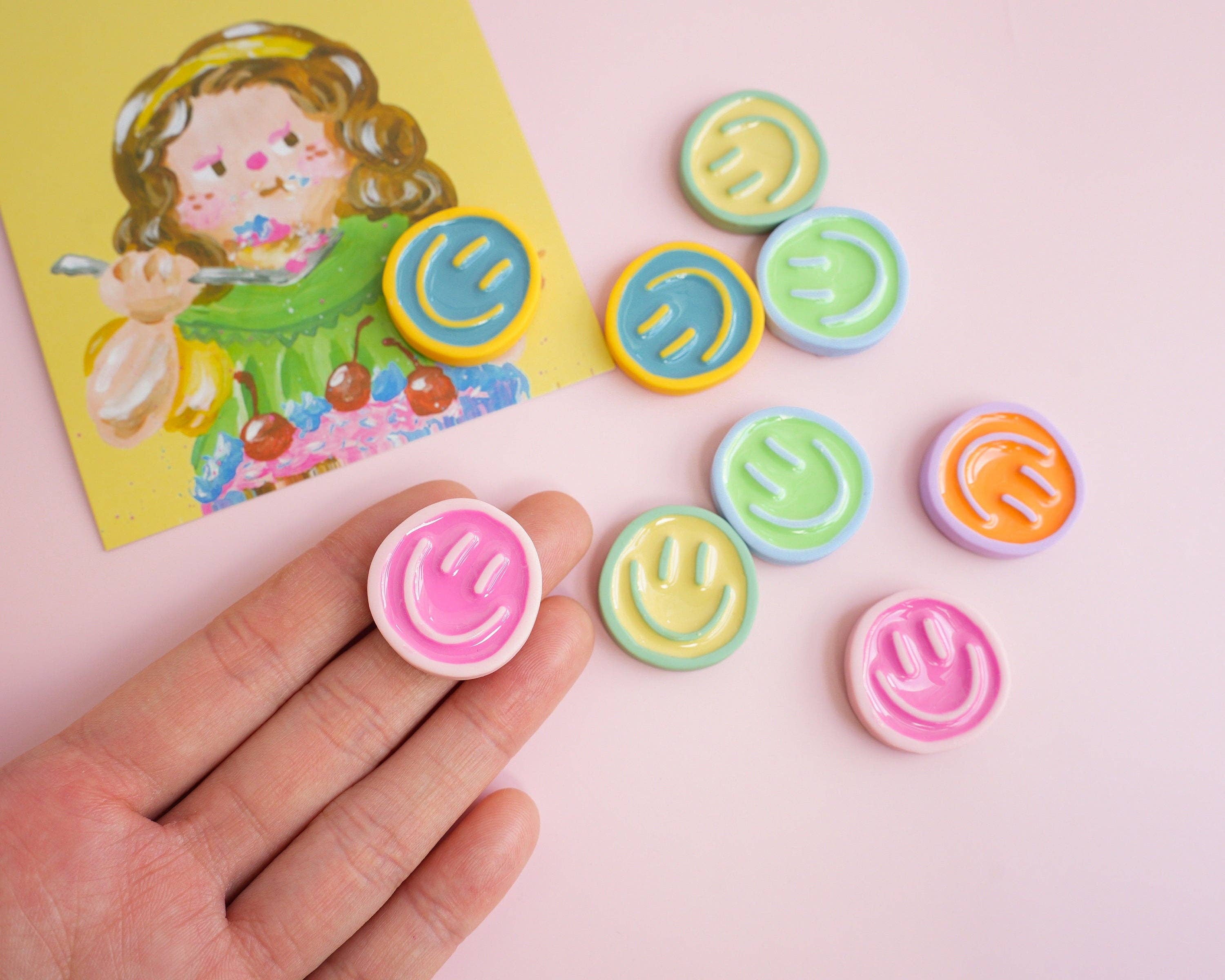 Mini Story Co - Wholesale Lapel Pin/Button - Pastel Smiley Face Pin | Smiley Face Brooch | Colourful Pin Badge | Smile Accessories | Cute Pin for Backpacks and Hats | Gift for Friends1