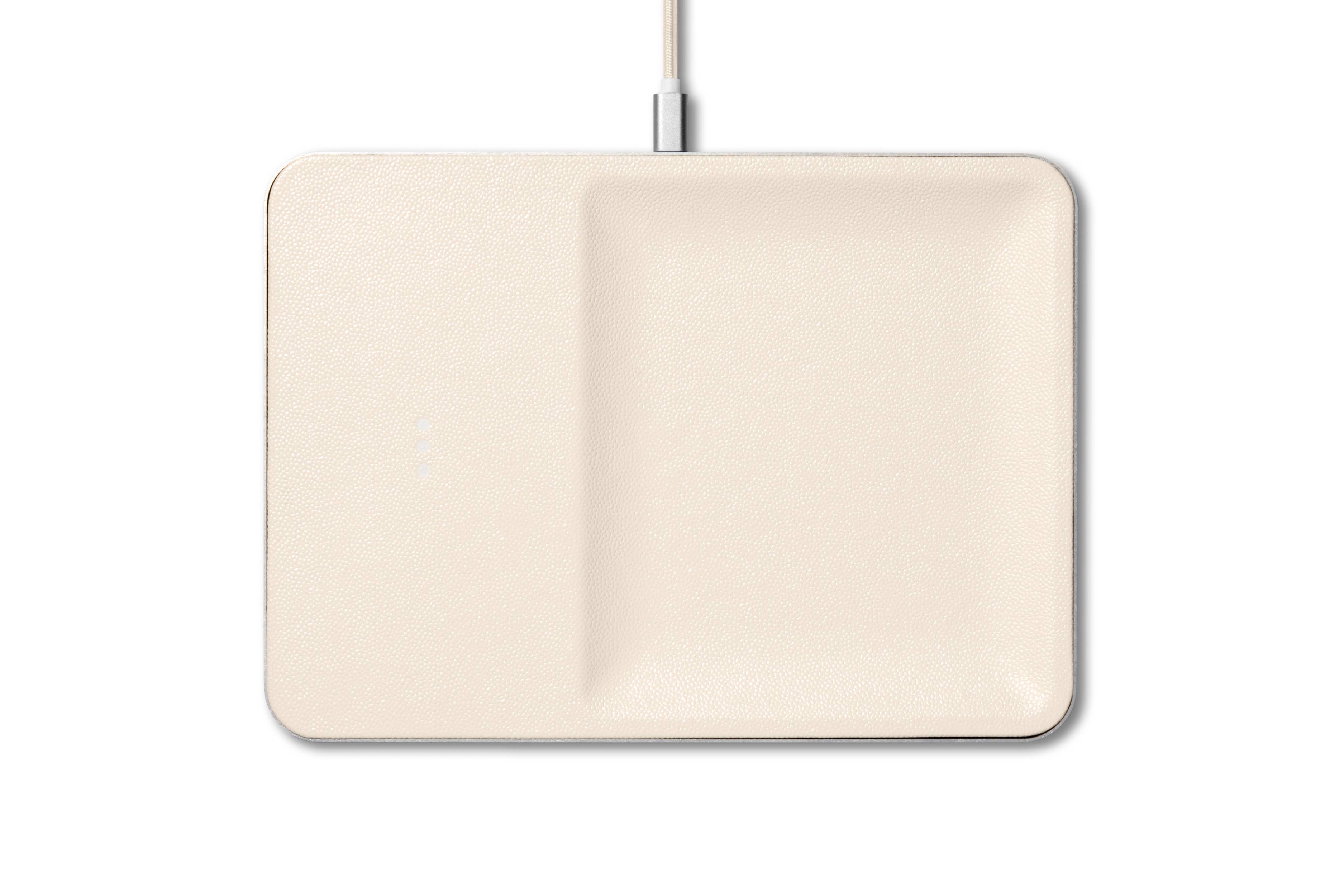 Courant - Wholesale Charging Dock - CATCH:3 - Classics Leather Wireless Charger with Valet Tray13
