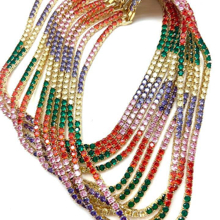 Rainbow Tennis Chain för wholesale av Karli Buxton