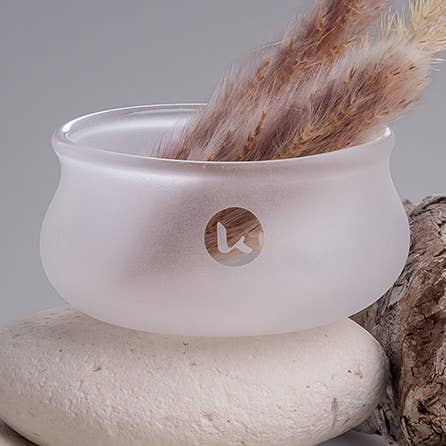 Beauty Tools | Bol mélangeur en verre soufflé de qualité laboratoire 2,5" pour la vente par Katari Beauty