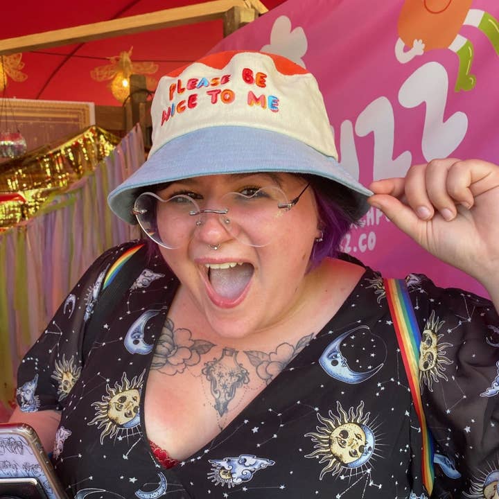 The Peach Fuzz - Wholesale Bucket Hat - Women's - Please Be Nice To Me Color Block Bucket Hat10