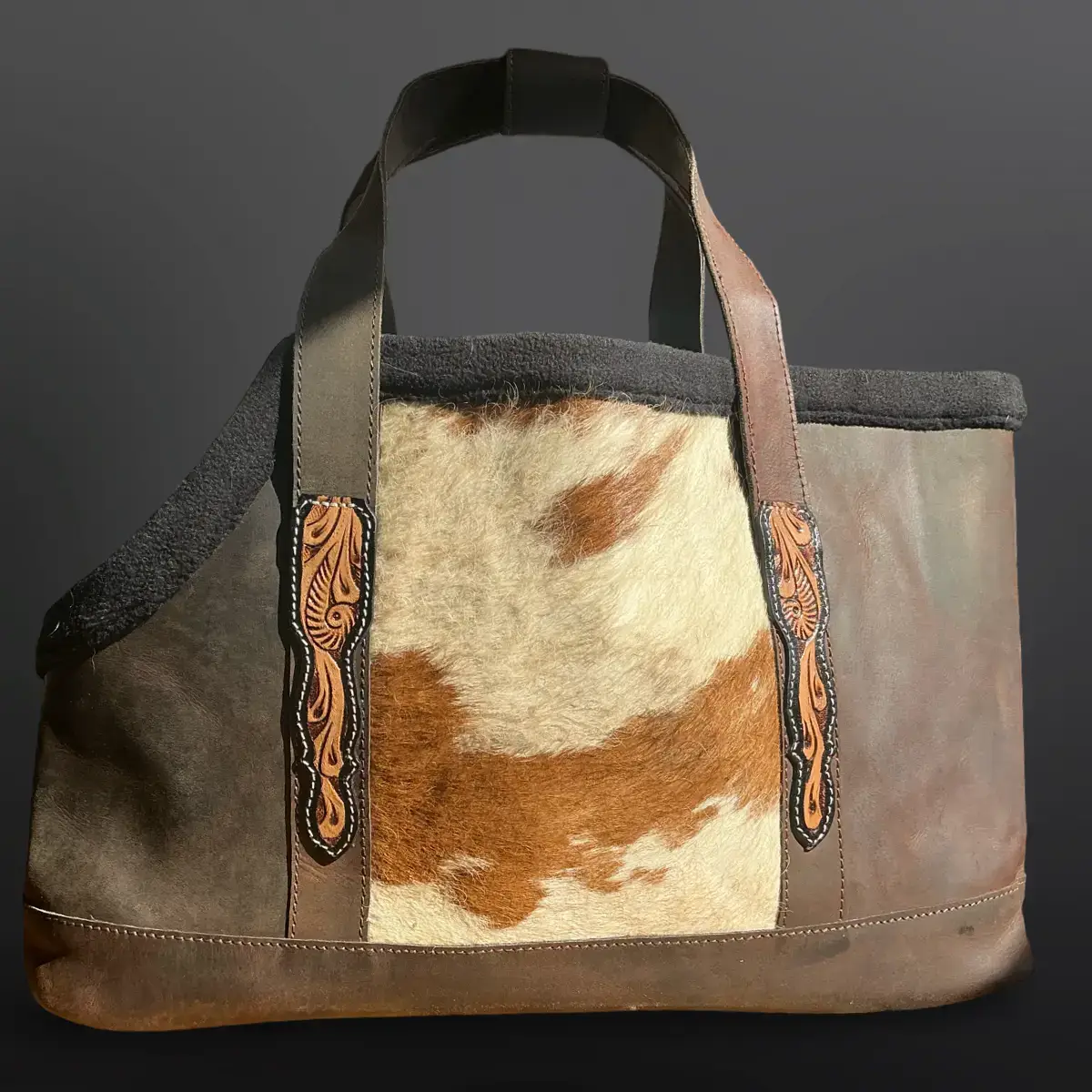 Westrian International - Wholesale Pet Carrier - Dog - Western Cowhide Tooled Leather Dog Pet Carrier2