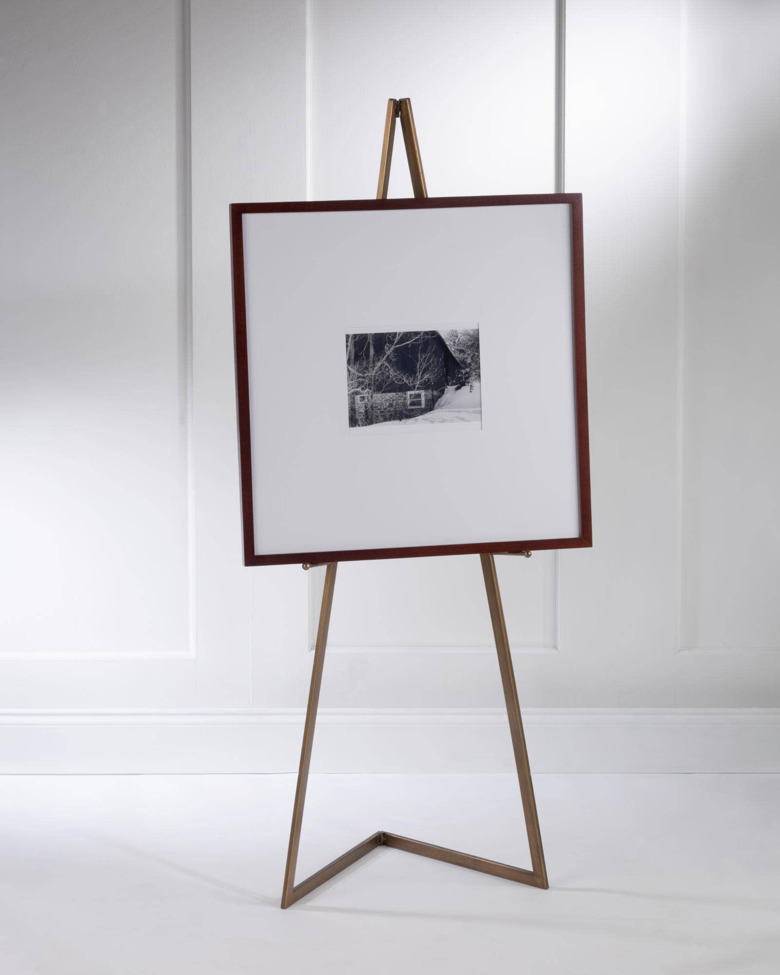 Tripar International - Wholesale Easel - Triangle Folding Metal Easel2