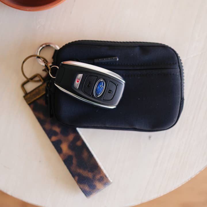 Frederick Family Co. - Wholesale Wallet - Women's - Keychain Wallet with Wrist Lanyard, Compact Card Holder 18