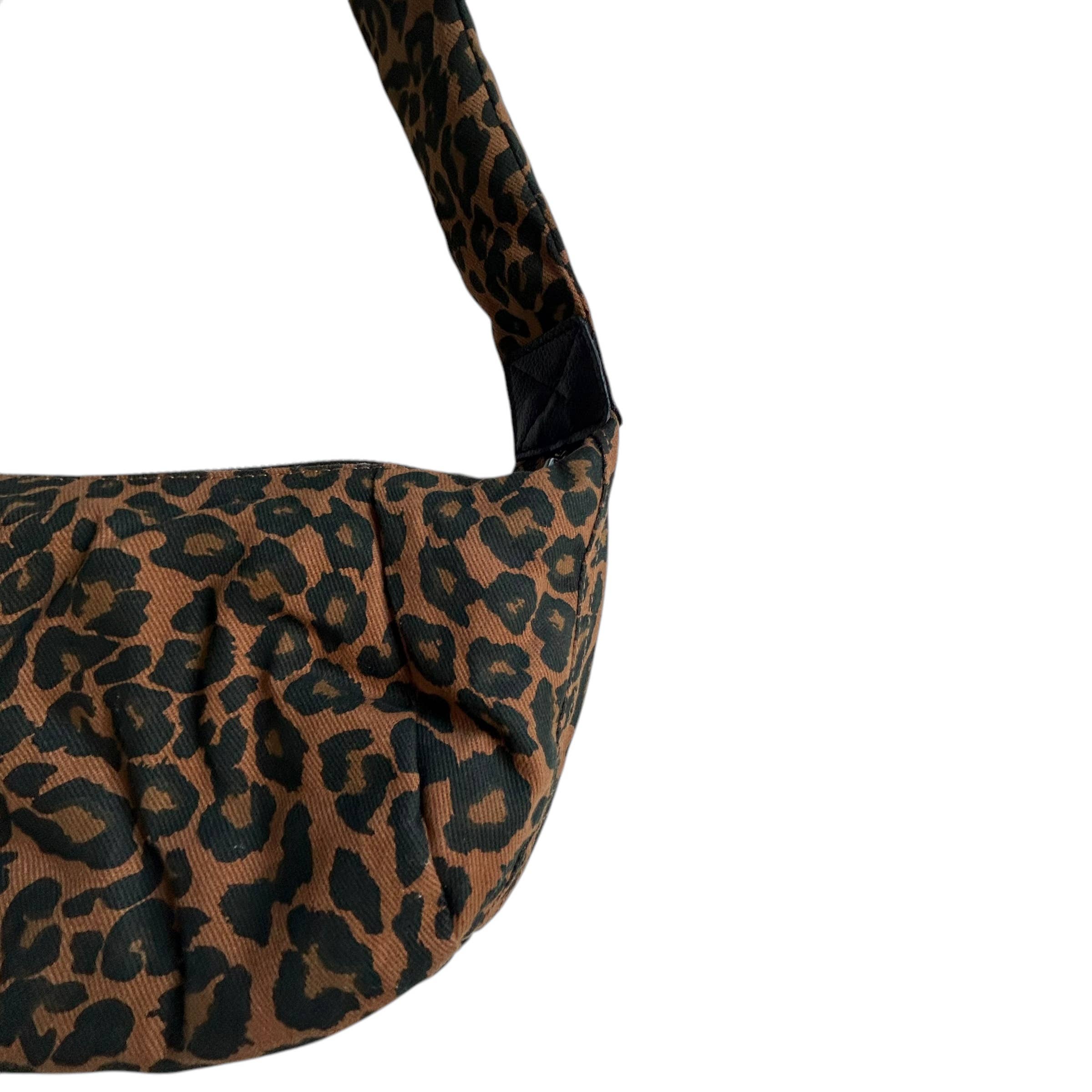 Sixton London – wholesale Crossbody bag – Women's – Brixton cross body sling bag - brown leopard print - small7