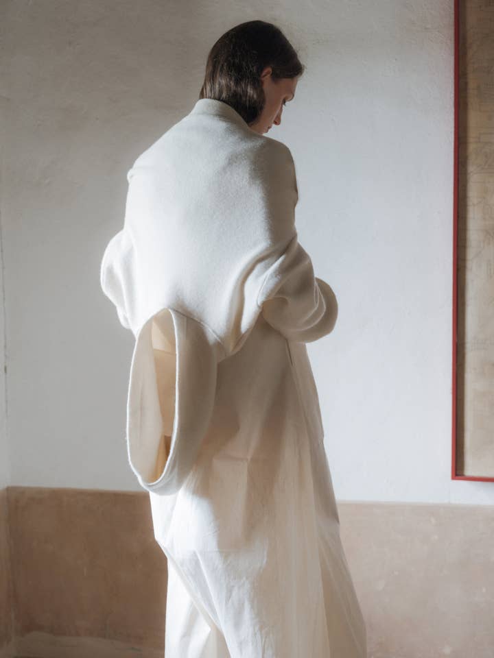 Lèmme - Wholesale Hoodie - Women's - Lambswool Cropped Hoodie16