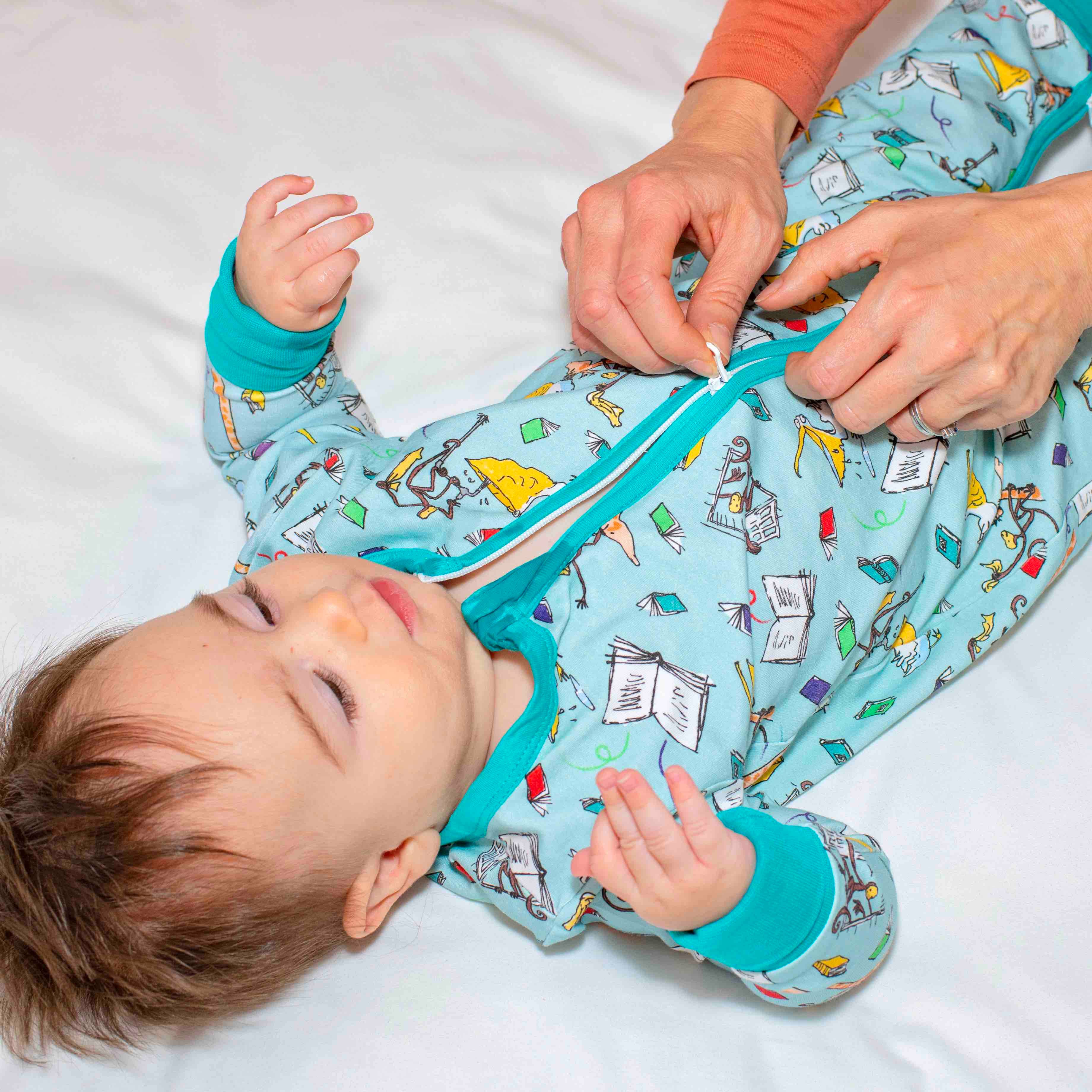 Ducky Zebra: Sustainable Kids' Clothes – wholesale Sleepsuit – Baby – Roald Dahl x Ducky Zebra ‘The Giraffe and the Pelly and Me’ Zip-up Sleepsuit4