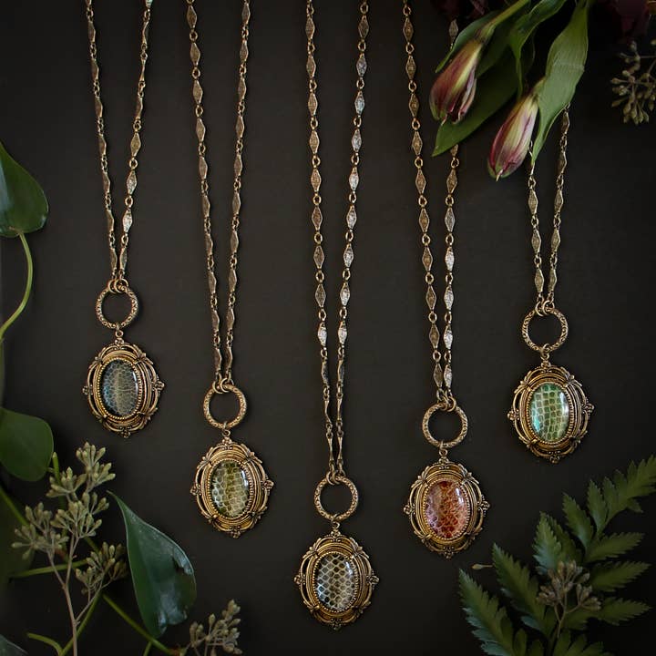 Trollbinde - Wholesale Pendant/Charm Necklace - Tutu’s Amulet : Simple