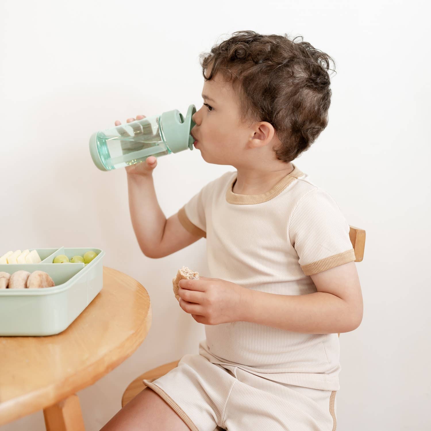 3 Sprouts - Wholesale Water Bottle - Kids Recycled Plastic Water Bottle20