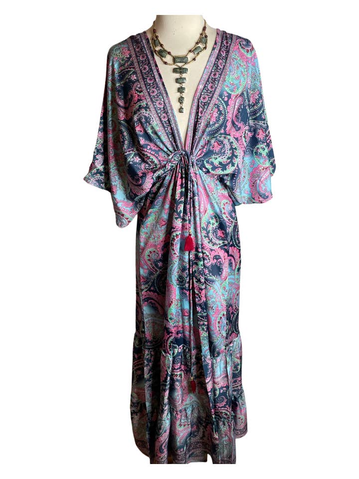 Pink and Silver – wholesale Klänning - Dam – Dubbel V-ringad Bohemisk Maxi Silkesklänning (Marinblå/Rosa)3