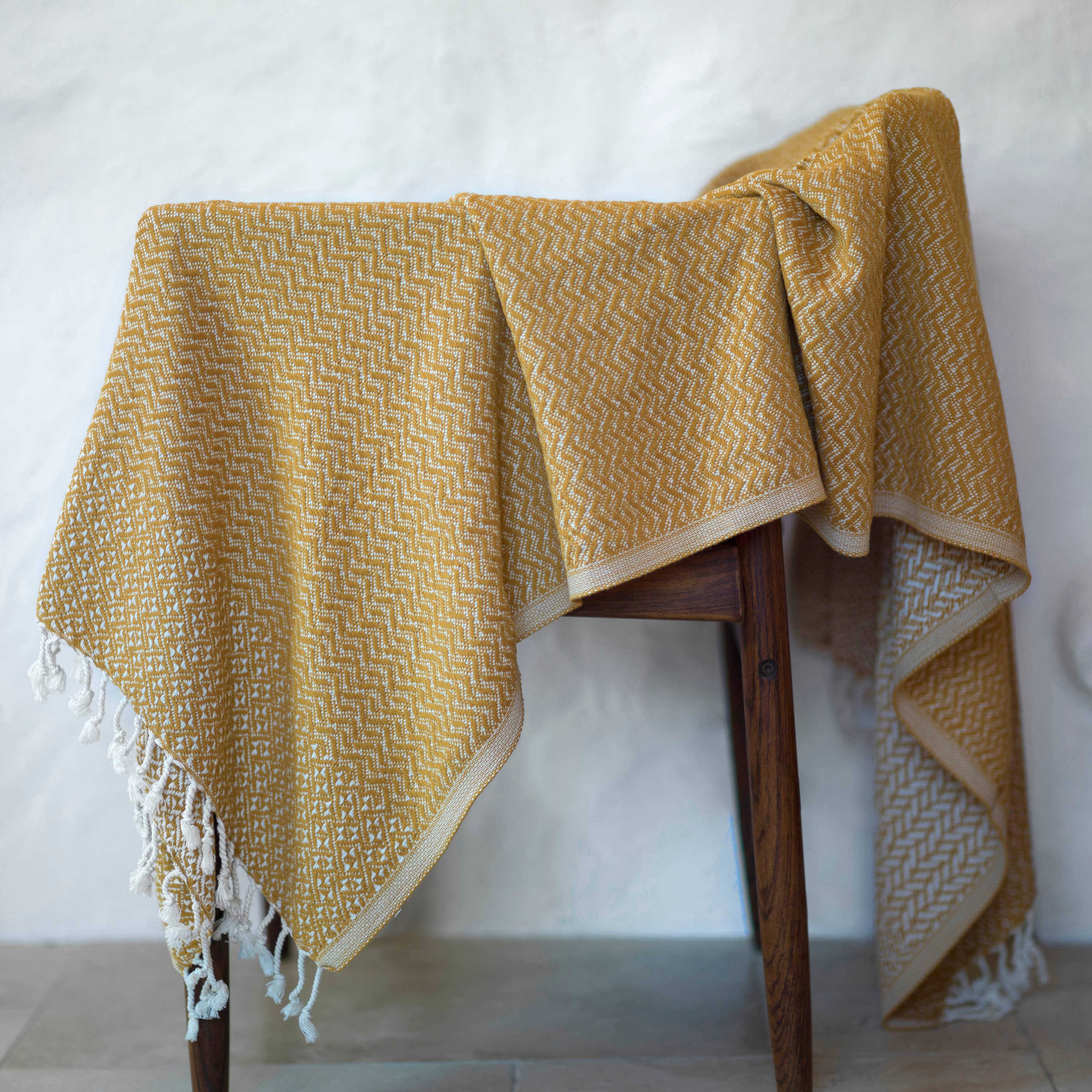 loom.ist – Manta para sofá por atacado – Lançamento de Dupla Face9