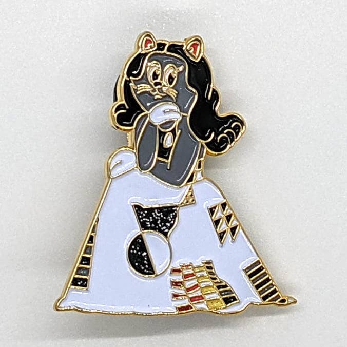 Michelle Obama Emalje Pin - „Meowchelle“ i stil Pin! for engroshandel hos PINtelligentsia
