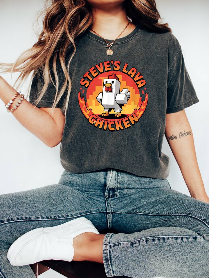 TheKingShirt - Wholesale Graphic Sweatshirt - Women's - Steve's Lava Chicken Minecraft Movie Graphic Tee