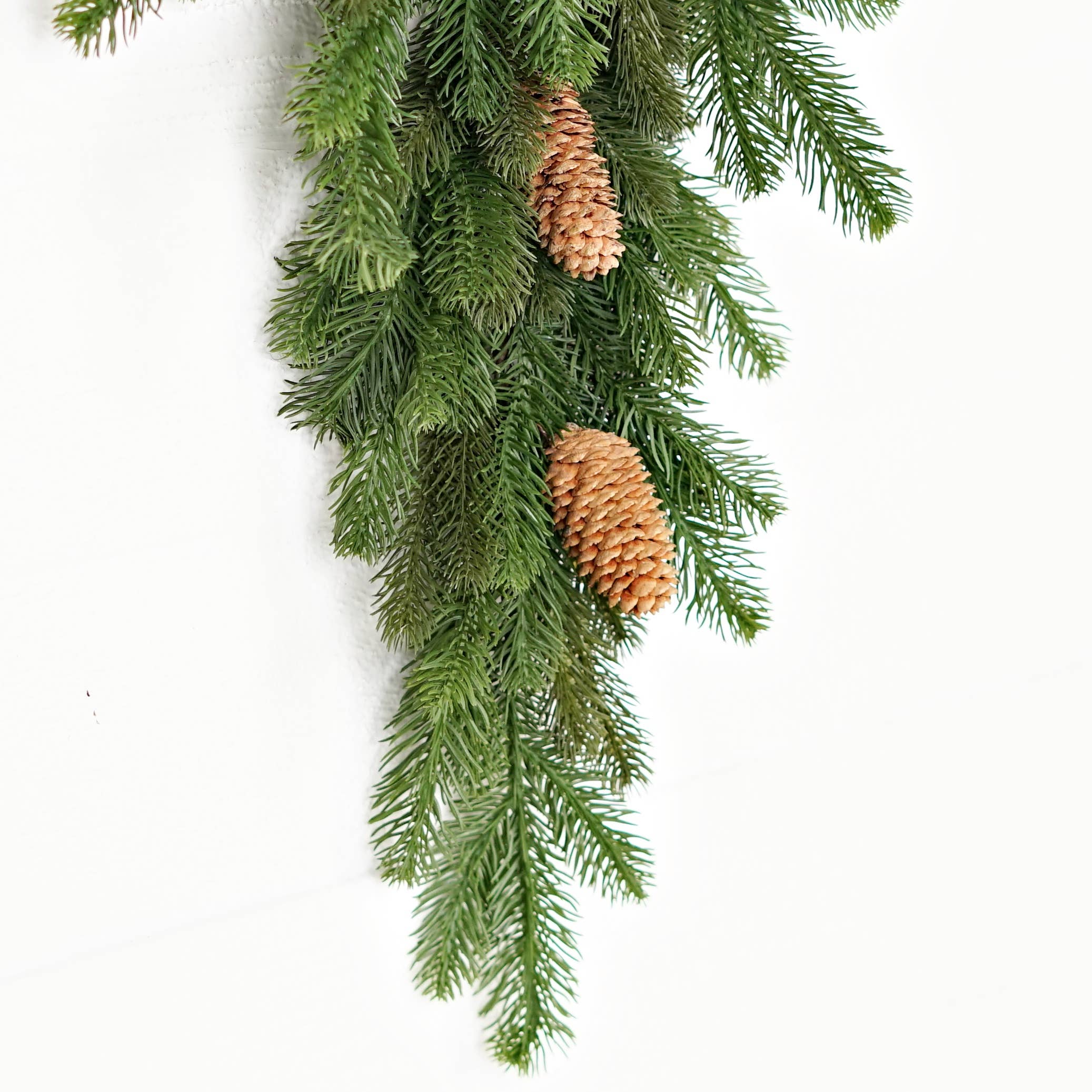Holiday Depot Inc. - Wholesale Christmas Decoration - 510123- 28inLx15inW Teardrop-Evergreen Spruce Pine w. Pineco3