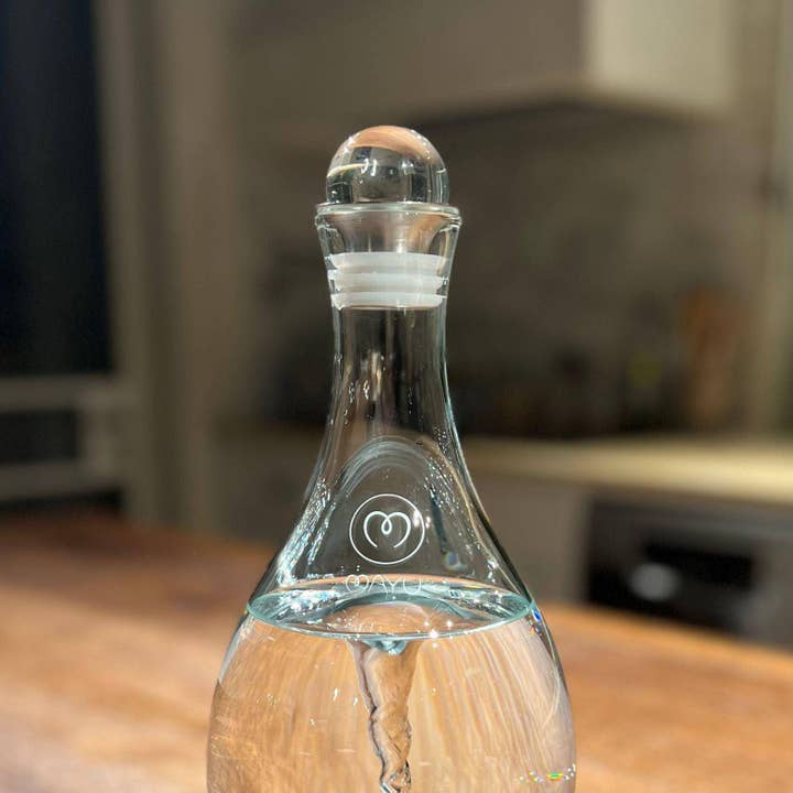 Mayu Water - Wholesale Drink Lids - Swirl Glass Topper6