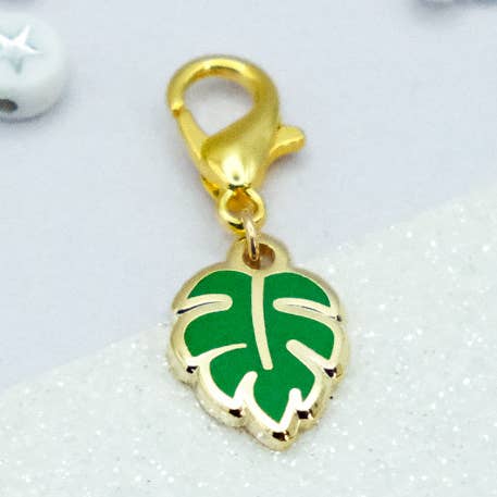 Tropisches Blatt Charm - Charm-ing Kollektion für den Großhandel von Sparkles in the Wild